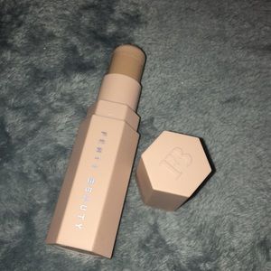 FENTY BEAUTY MATCH STIX